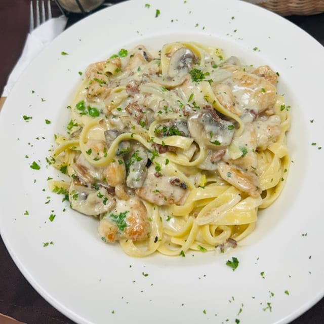 Pollo Carbonara.