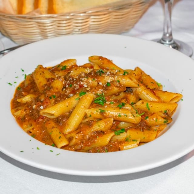 Penne Alla Bolognese.