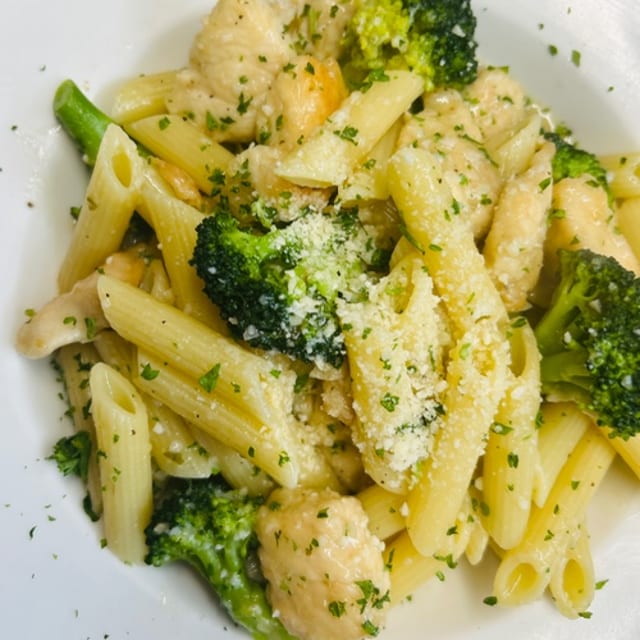 Pollo Broccoli.